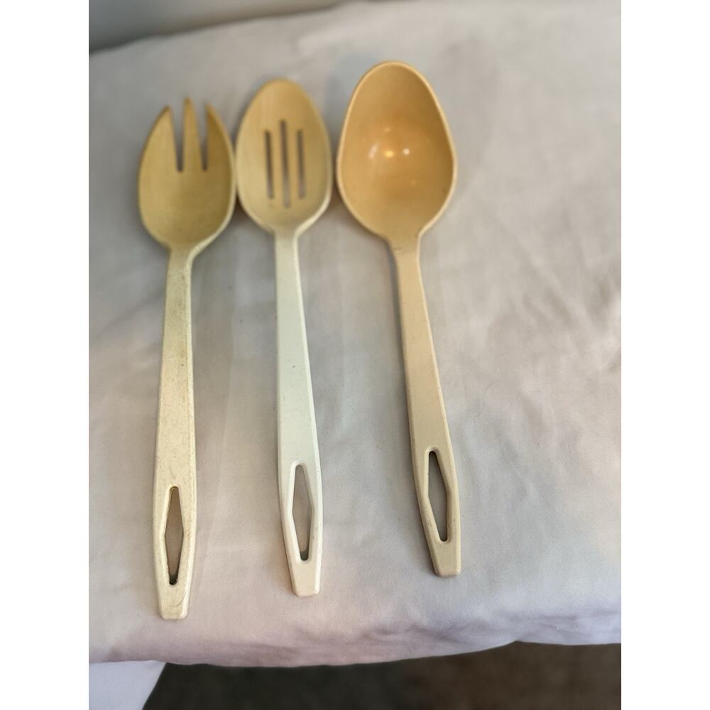 Lot 3 Vintage Tailor Made Nylon Utensils Spoons Beige